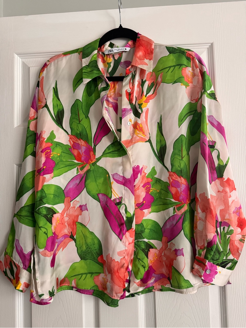 Zara Cream Floral Button-Down Shirt with Pink & Green Accents